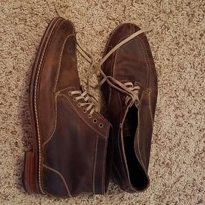 Size 11 men's casual boots.